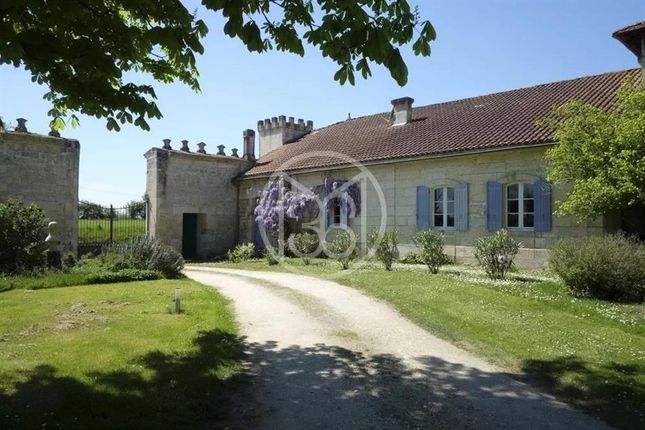 Property for sale in Saintes, 17240, France, Poitou-Charentes, Saintes, 17240, France