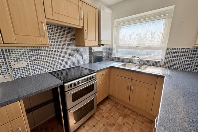 Flat 6, Selmeston House, Upperton Road, Eastbourne photo 4