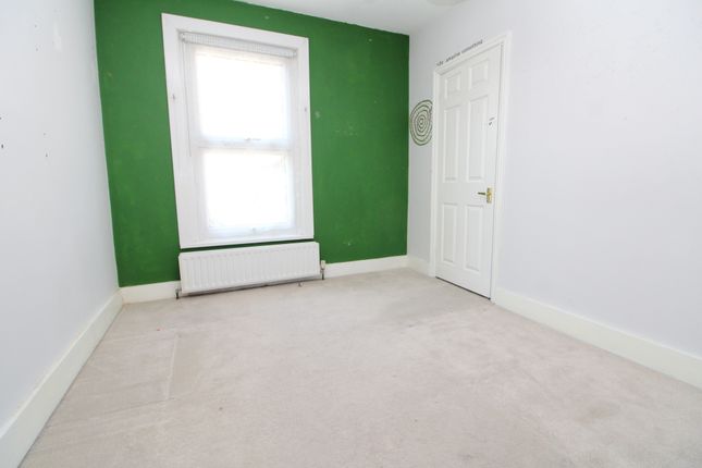 11, Rose Street, Rochester photo 5