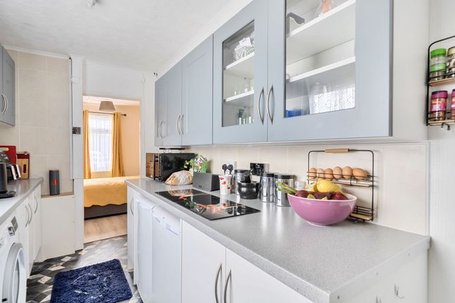 10 Sea Way, Bognor Regis photo 4