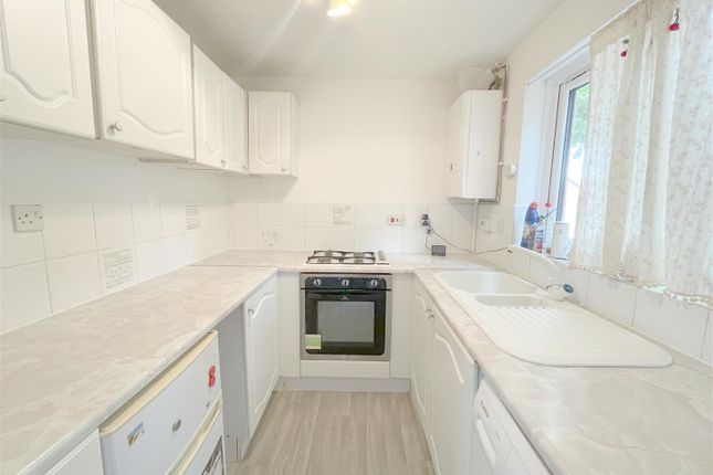 29, Gardiner Court, Milton Keynes photo 2