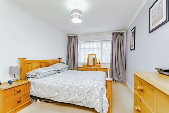 Terraced house for sale in Markfield, Court Wood Lane, Croydon Surrey