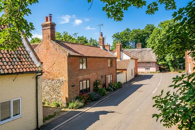 2-bed house on Shambles Crown Road, Norwich, £185,000
