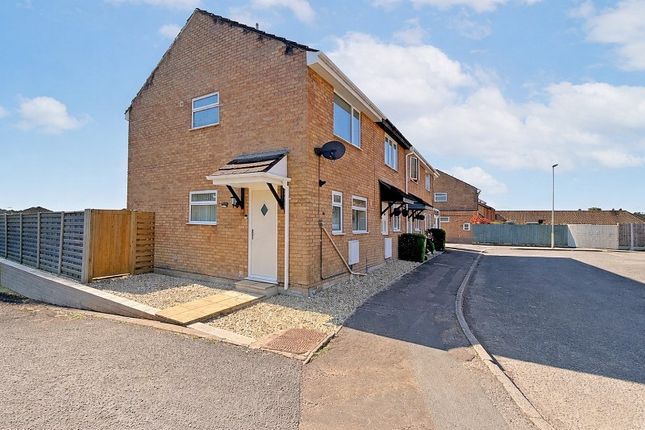 2-bed house on 14, Cherry Tree Walk, Pontyclun, £185,000
