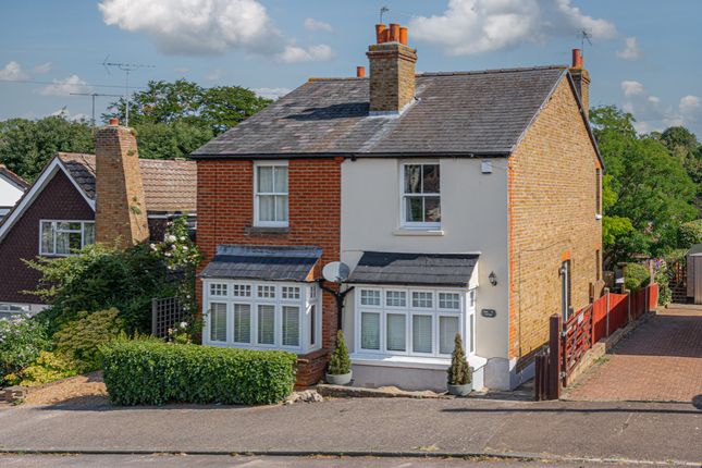 Thumbnail Semi-detached house to rent in Grosvenor Road, Epsom