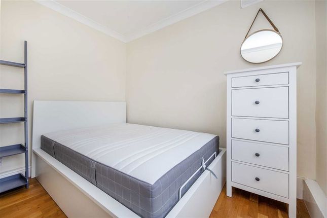 Flat Q, Rondu House, Rondu Road, London photo 4