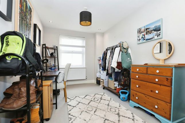 Flat for sale in Walton Road, Wellesbourne, Warwick