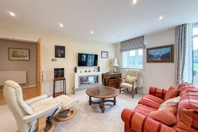 Apt 8 The Mill, 46 Sharp Lane, Huddersfield photo 5