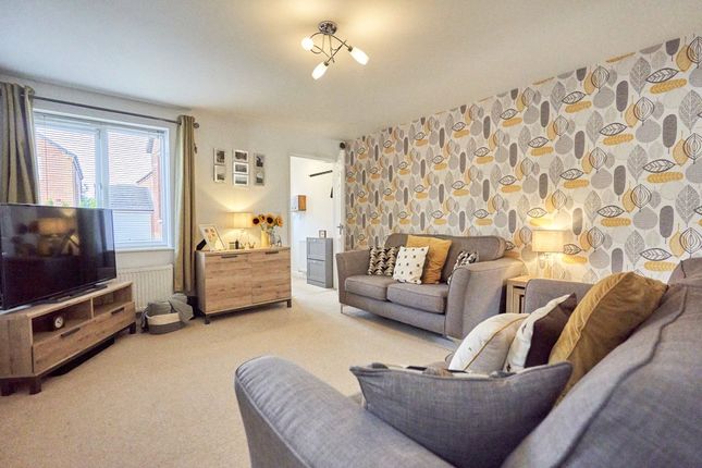 12, St. Peters Way, Merseyside photo 2