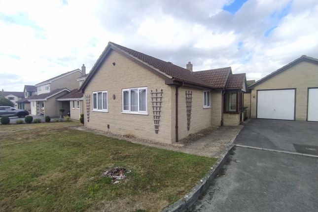 Thumbnail Bungalow to rent in Wainwright Drive, Frome