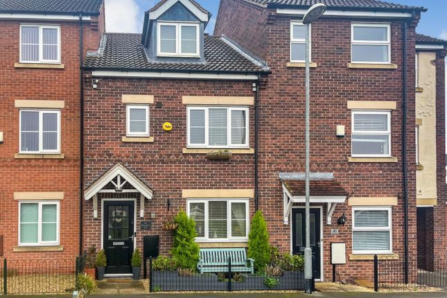 Thumbnail Town house for sale in Bramley Way, Misterton, Doncaster