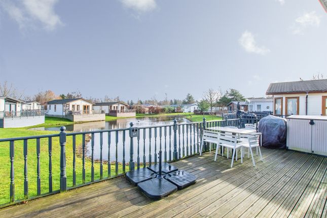3-bed caravan on 39, Carnouiste Court, Kirkgate, Wisbech, £135,000