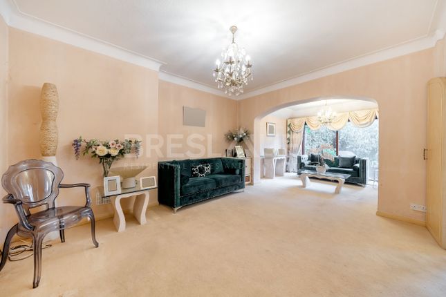Semi-detached house for sale in Newlands Close, Edgware