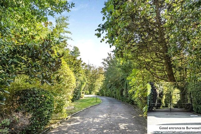 Brackenwood House, 2, Burwood Place, Hertfordshire photo 3