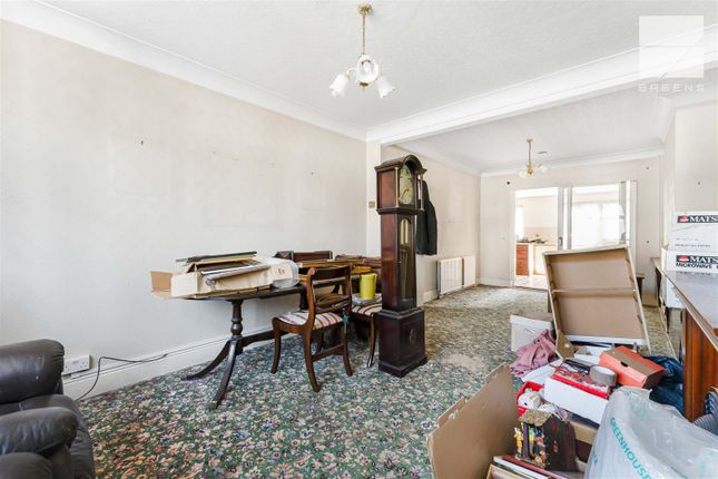 36, Hale End Road, London photo 4