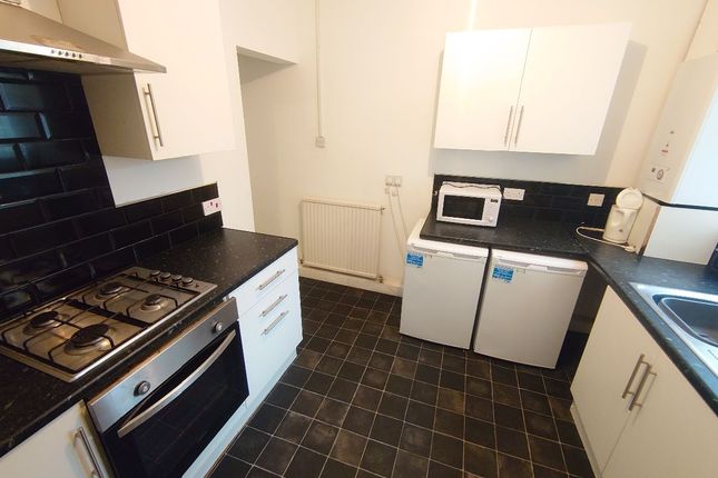 70 Edinburgh Road, Liverpool photo 3