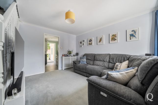 62, Catkin Close, Kent photo 3