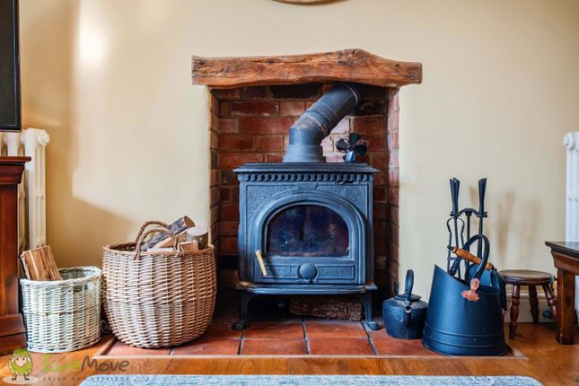 26, Franklin Avenue, Tadley photo 4