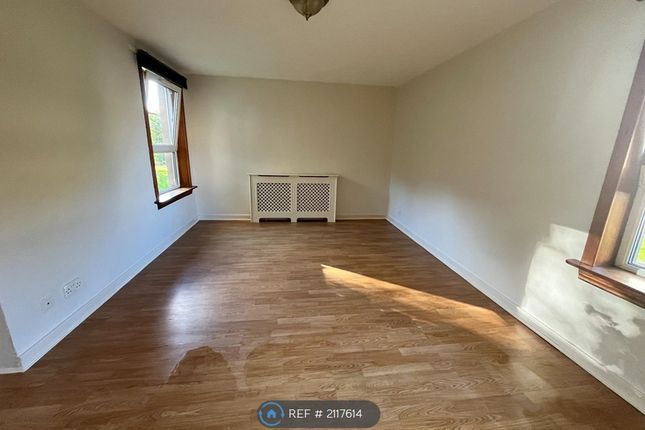 Kingsknowe Court, Kingsknowe, Edinburgh photo 2