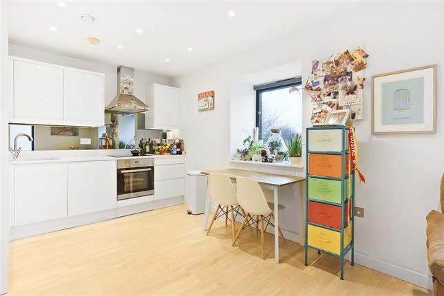 Flat for sale in Tufnell Park Road, London