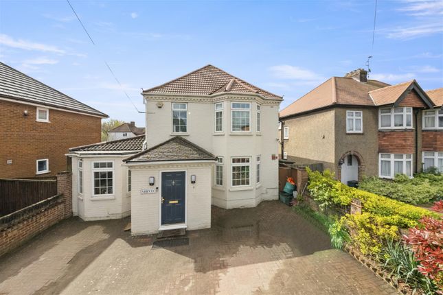 Thumbnail Detached house for sale in Oxford Road, Gerrards Cross