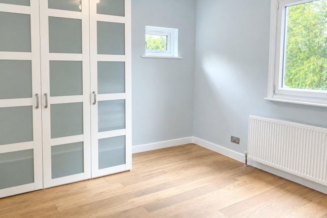 10, Wiverton Road, London photo 4