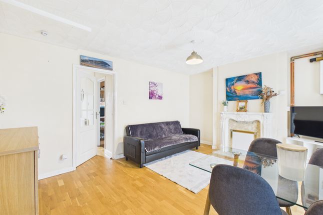 6, Roe Close, Bridgwater photo 4