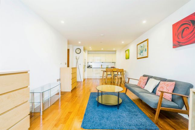 2-bed flat on The Hayes, Cardiff CF10, £250,000