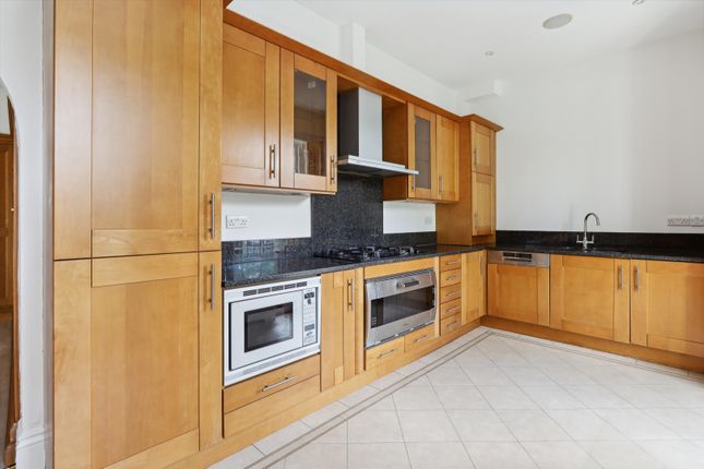 1, High Street, Esher photo 4
