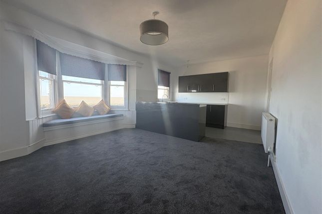 Flat 9, 91, Central Parade, Herne Bay photo 2