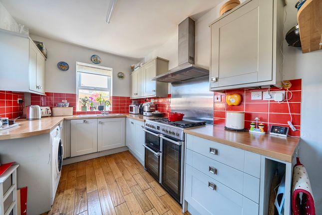 34, Montserrat Road, Lee-On-The-Solent photo 4