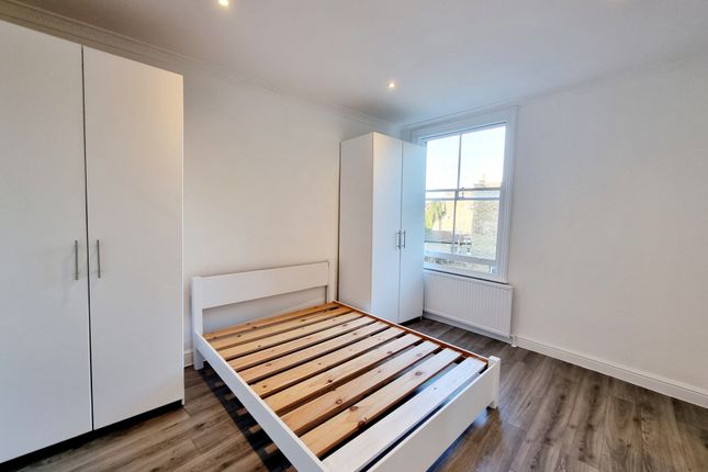 Thumbnail Flat to rent in Hornsey Road, Archway
