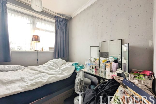 First Floor Bedroom, 14, Northbrooks, Essex photo 2