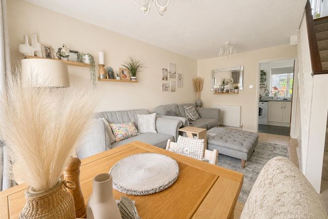 40, Vallance Close, Burgess Hill photo 2