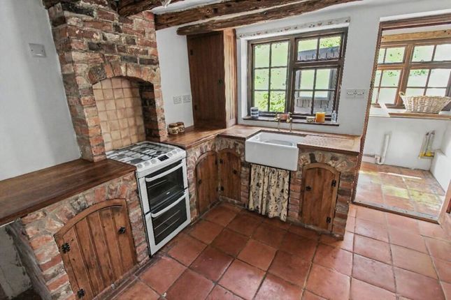 6, Seggs Lane, Alcester photo 3