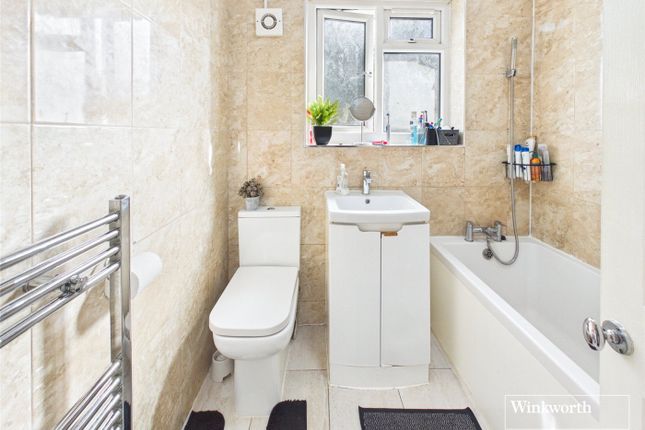 13, Buck Lane, Kingsbury photo 4