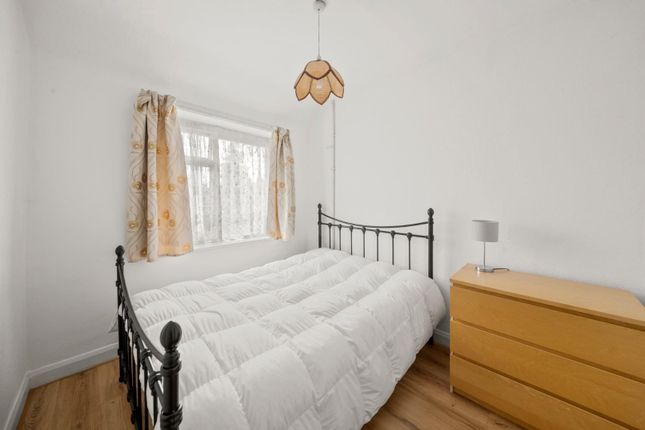 136, Woodrow Avenue, Hayes photo 4