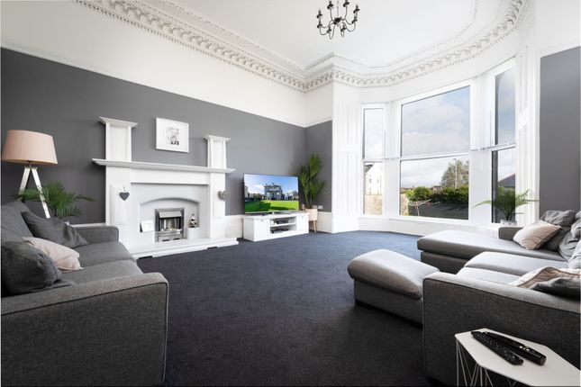 41 Margaret Street, Greenock photo 2