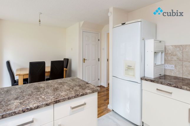 Shared accommodation to rent in Keats Close, London