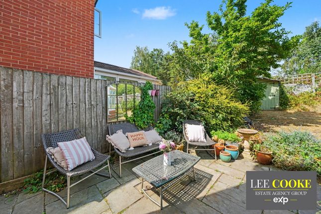 27, Bluebell Hollow, Stafford photo 4
