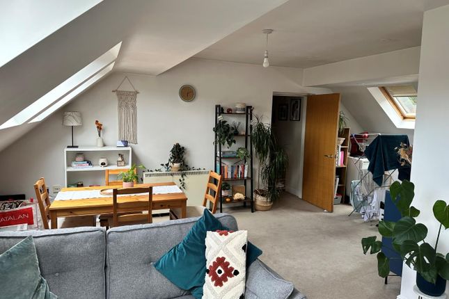 Flat 9 Select Court, 34, Bagley Lane, Pudsey photo 4
