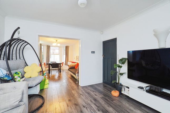 17, Brooklands Road, Nottinghamshire photo 3