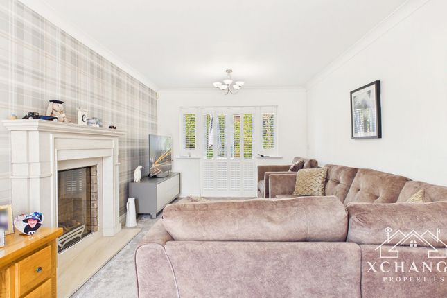 4 Nicholas Everton Close, Coventry photo 2