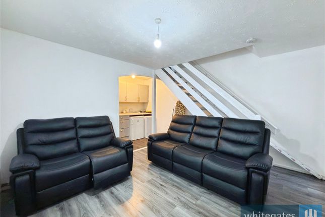 2, Longridge Walk, Merseyside photo 4