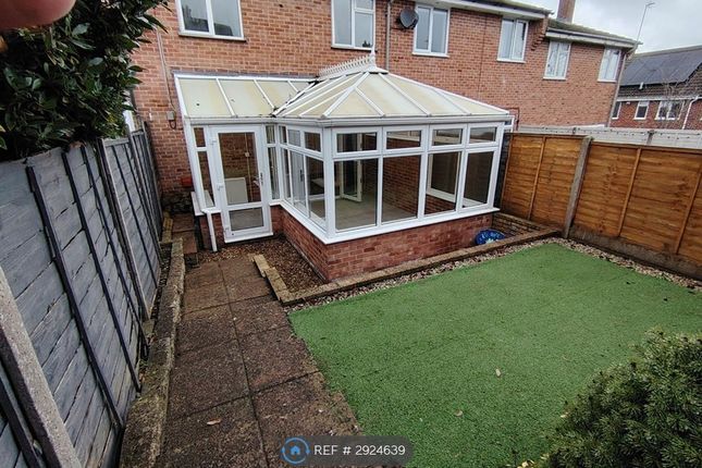 Aintree Close, Newbury, Newbury photo 5