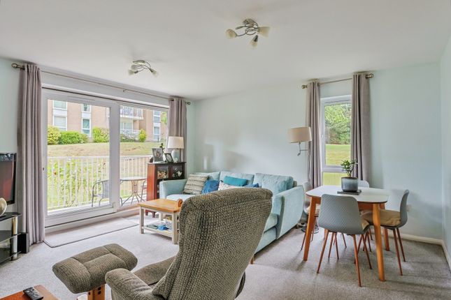 Flat 33, Meyrick Court, 22, St. Winifreds Road, Dorset photo 4