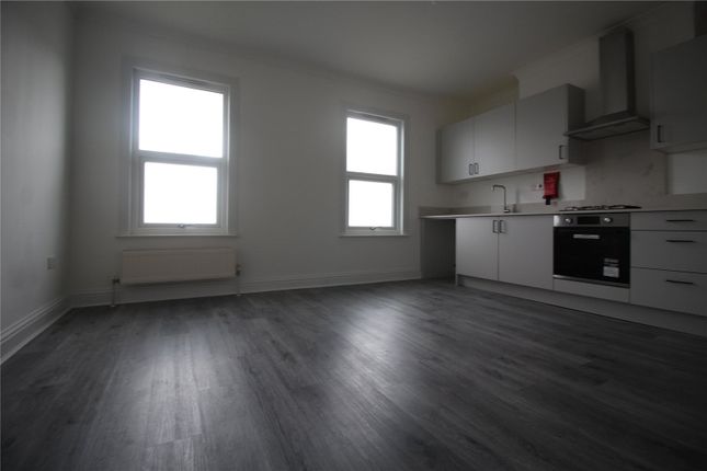 Flat 3, 51, Kent Road, Kent photo 2