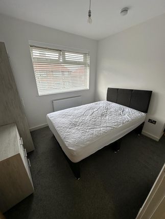 Thumbnail Room to rent in Beck Crescent, Mansfield