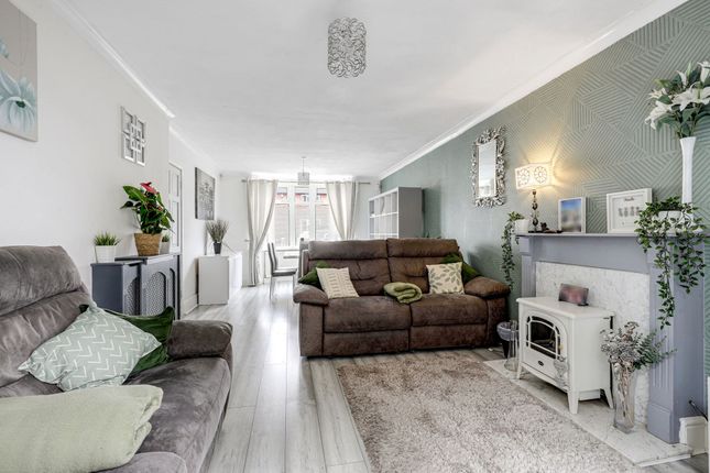 63 Langdale Road, Nottingham photo 4