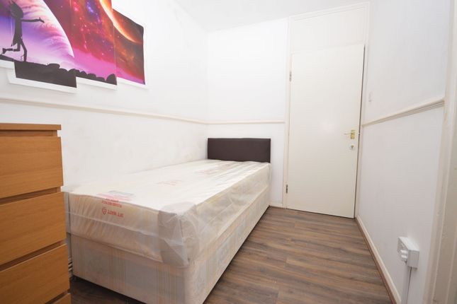 Room To Rent In Shared Flat